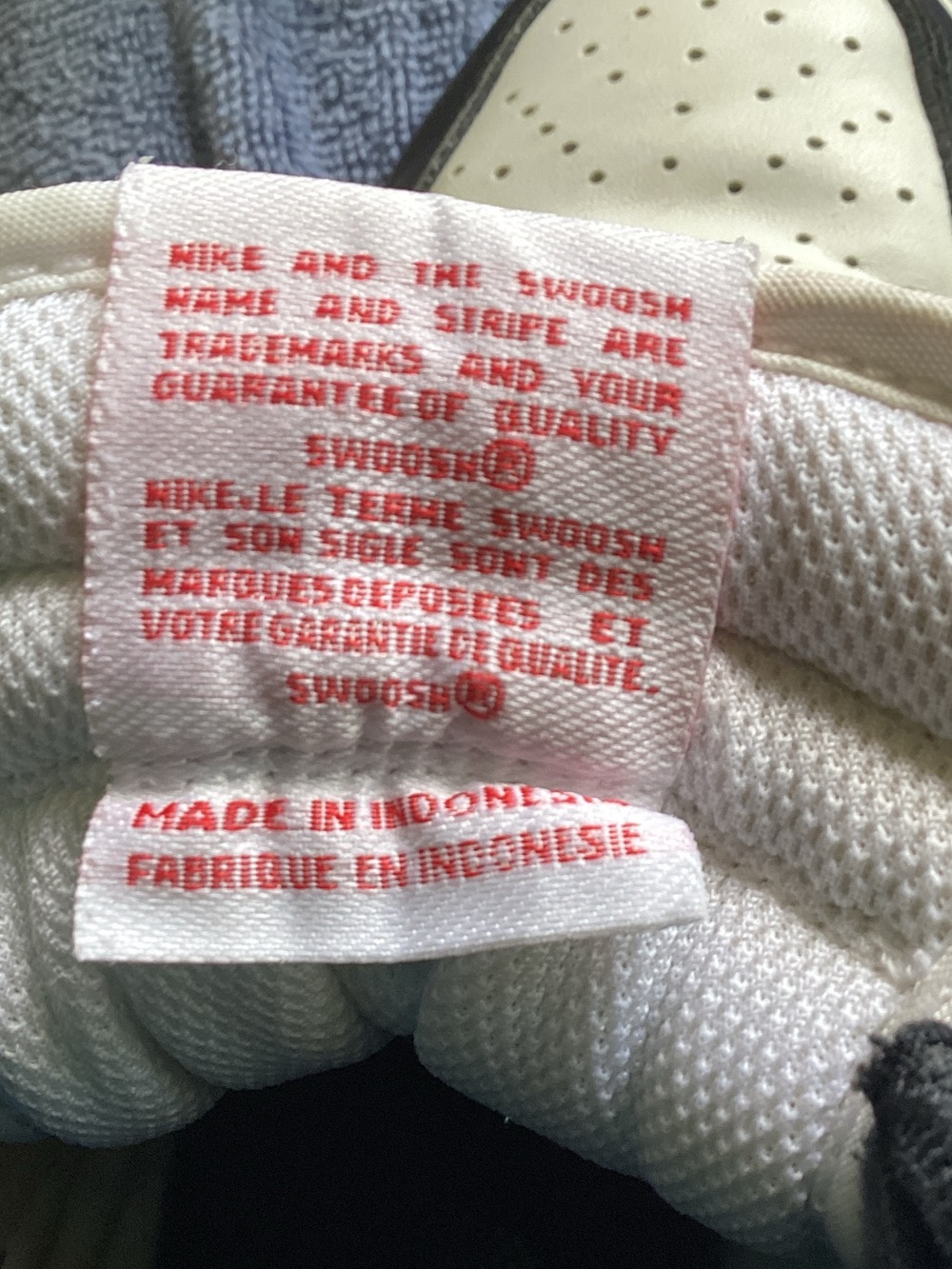 NIKE
DUNK HIGH - Picture 7 of 7